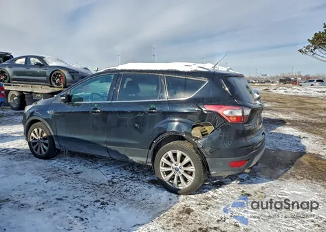 2017 Ford Escape Titanium из США, поврежденный, VIN 1FMCU9J92HUC99171